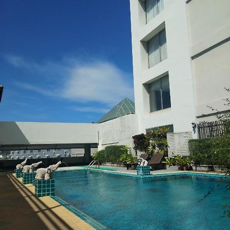 The City Hotel Sriracha By Bbh Japan Сі-Рача Екстер'єр фото