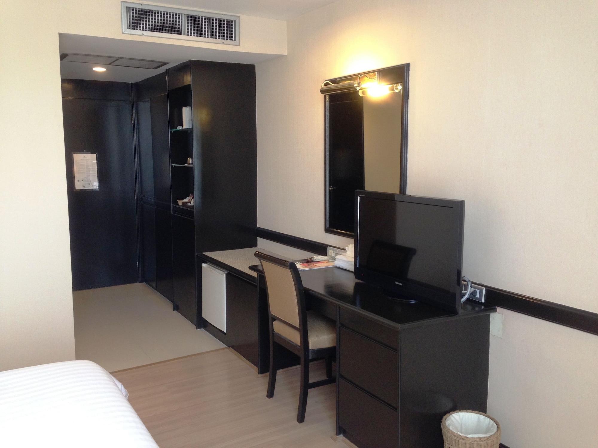 The City Hotel Sriracha By Bbh Japan Сі-Рача Екстер'єр фото