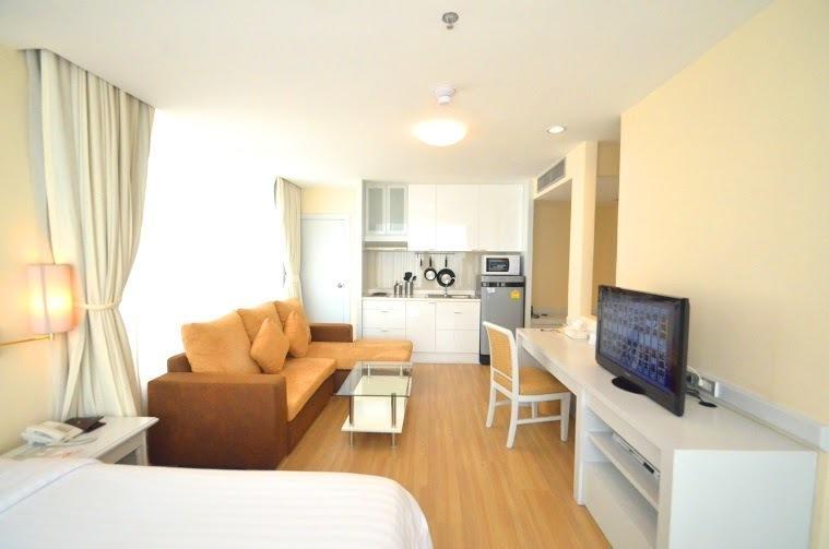 The City Hotel Sriracha By Bbh Japan Сі-Рача Номер фото