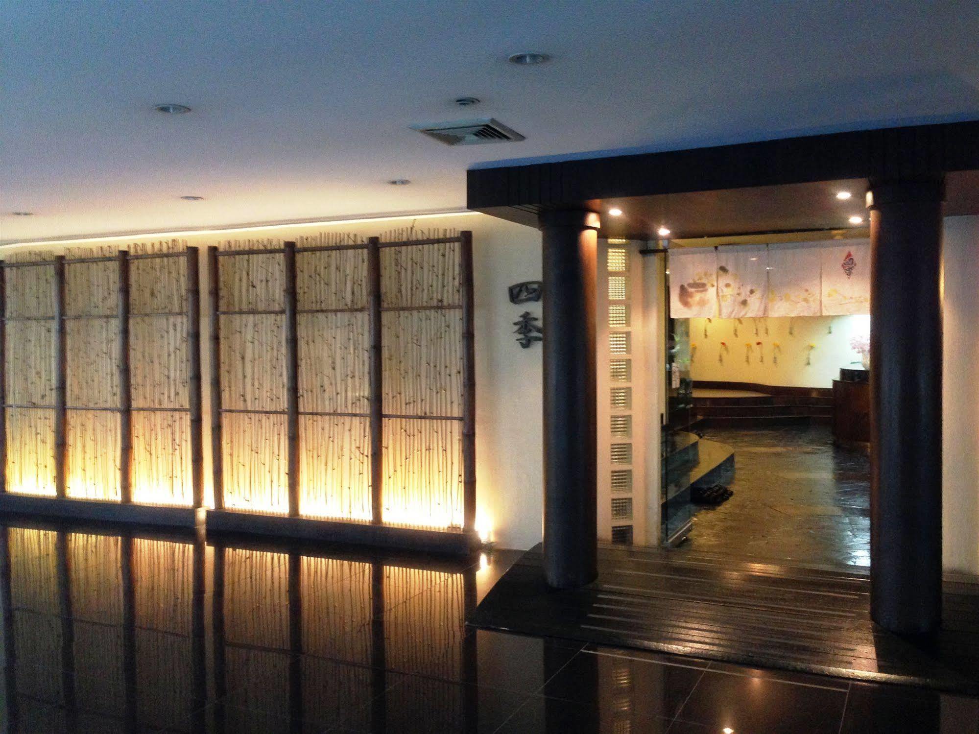 The City Hotel Sriracha By Bbh Japan Сі-Рача Екстер'єр фото